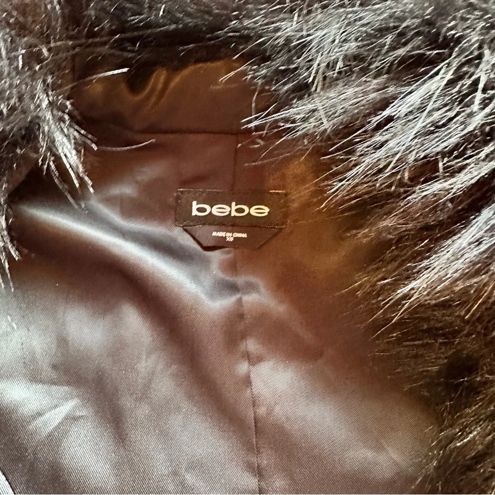 BEBE Faux Fur Trim Vest Textured Open Front XS #14 - Picture 6 of 8
